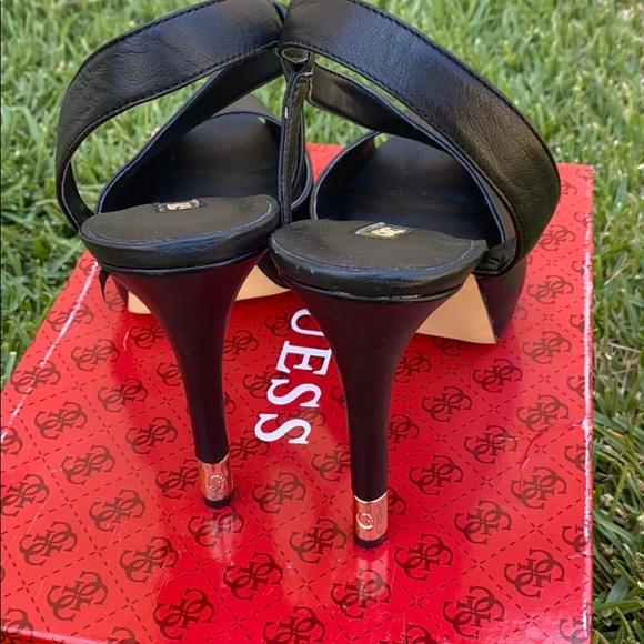 GUESS HILARIE PLATFORM PUMPS - Picture 5 of 7